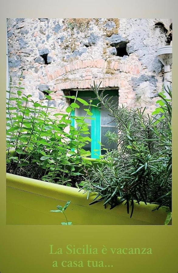 Casa Vacanze Miriam Randazzo Exterior photo